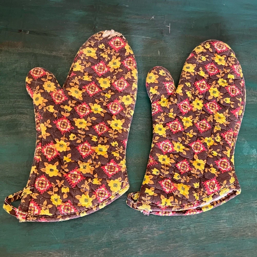 Set of 2 | VTG Retro | Oven Mits Gloves